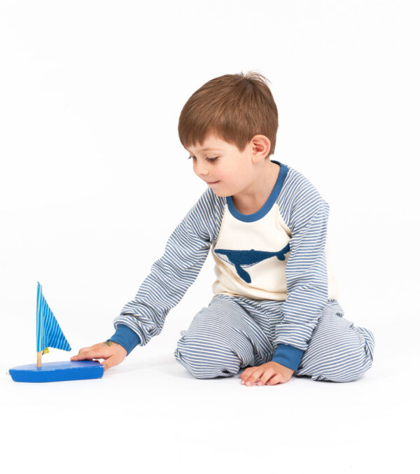 Children‘s pajamas with a whale motif - Image 3