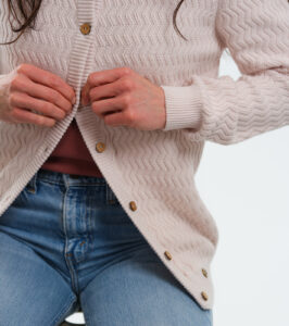 Cardigan Penny ivory with fine zig-zag pattern - Image 3