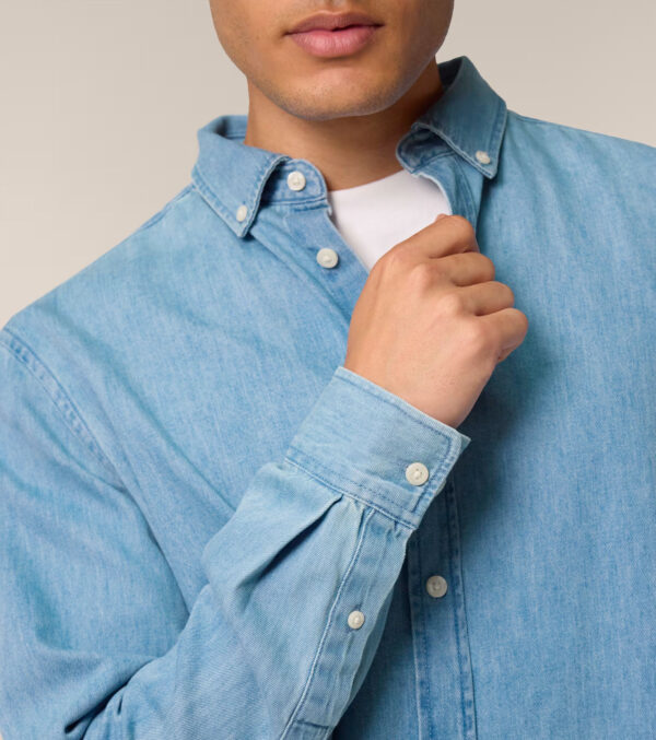 Men‘s Light-Wash Denim Shirt - Image 4