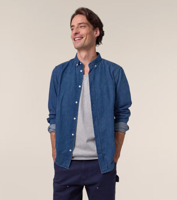 Men‘s Mid-Wash Denim Shirt - Image 2