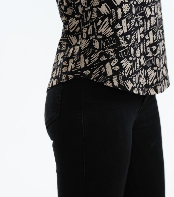 Shirt Ella Scribble black - Image 4