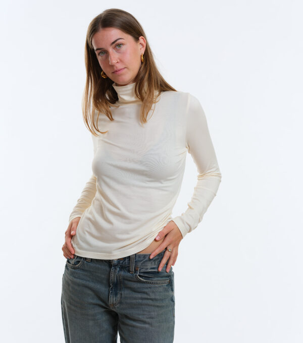 Turtleneck Shirt Eldena ivory