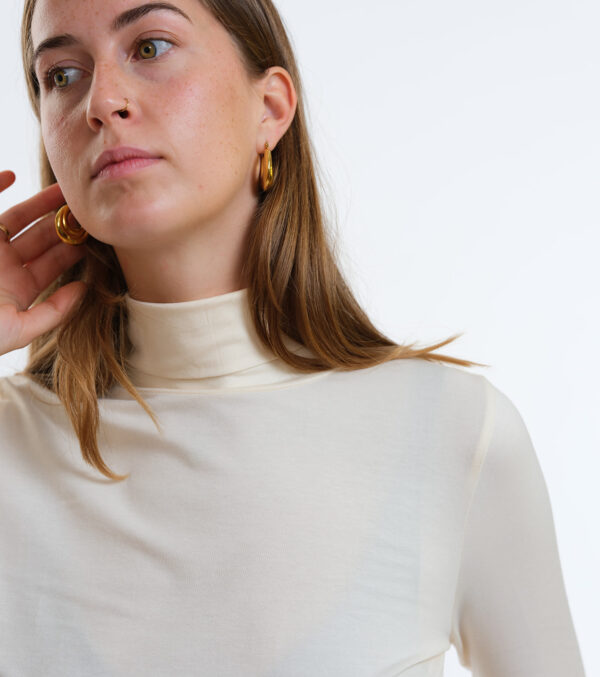 Turtleneck Shirt Eldena ivory - Image 3