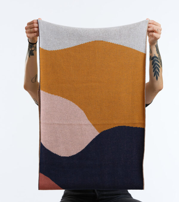 Loop Carberry Fields made of fine Jacquard knit - Image 6