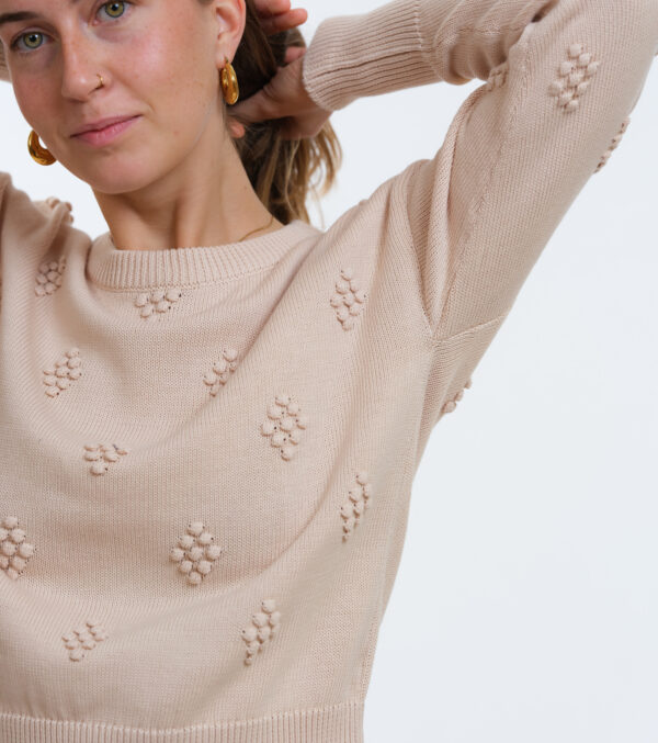 Kurzer Strickpulli May Rauten ivory – Bild 5