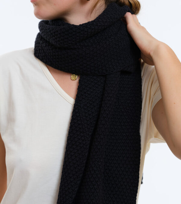 Organic Knit Scarf Baker black - Image 5