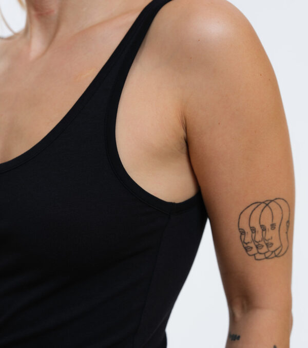 Soft fitted Top Dana - Image 12