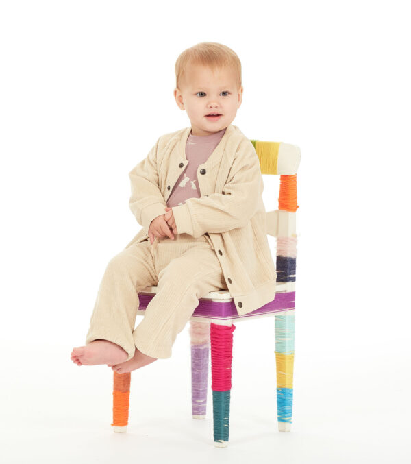 Cremefarbene Babyjacke aus kuschligem Nickistoff – Bild 2