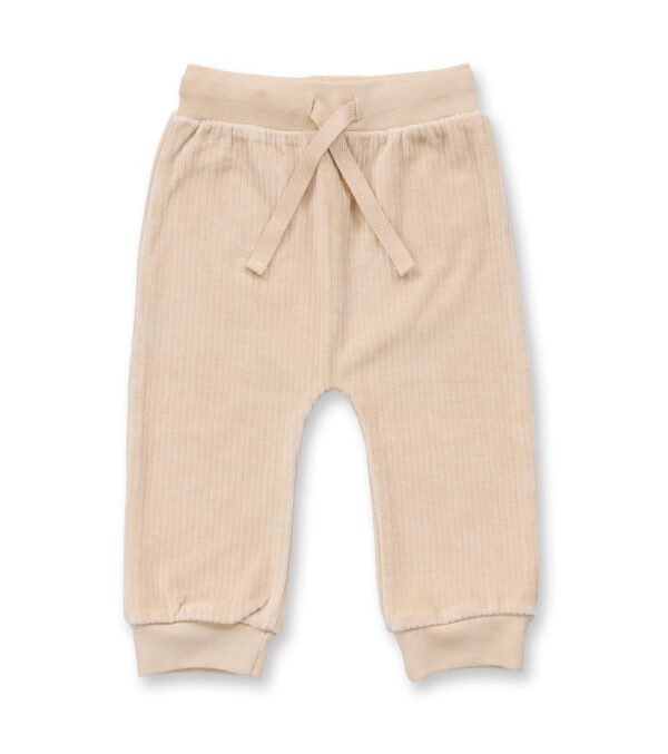 Cremefarbene Babyhose aus kuschligem Nickistoff
