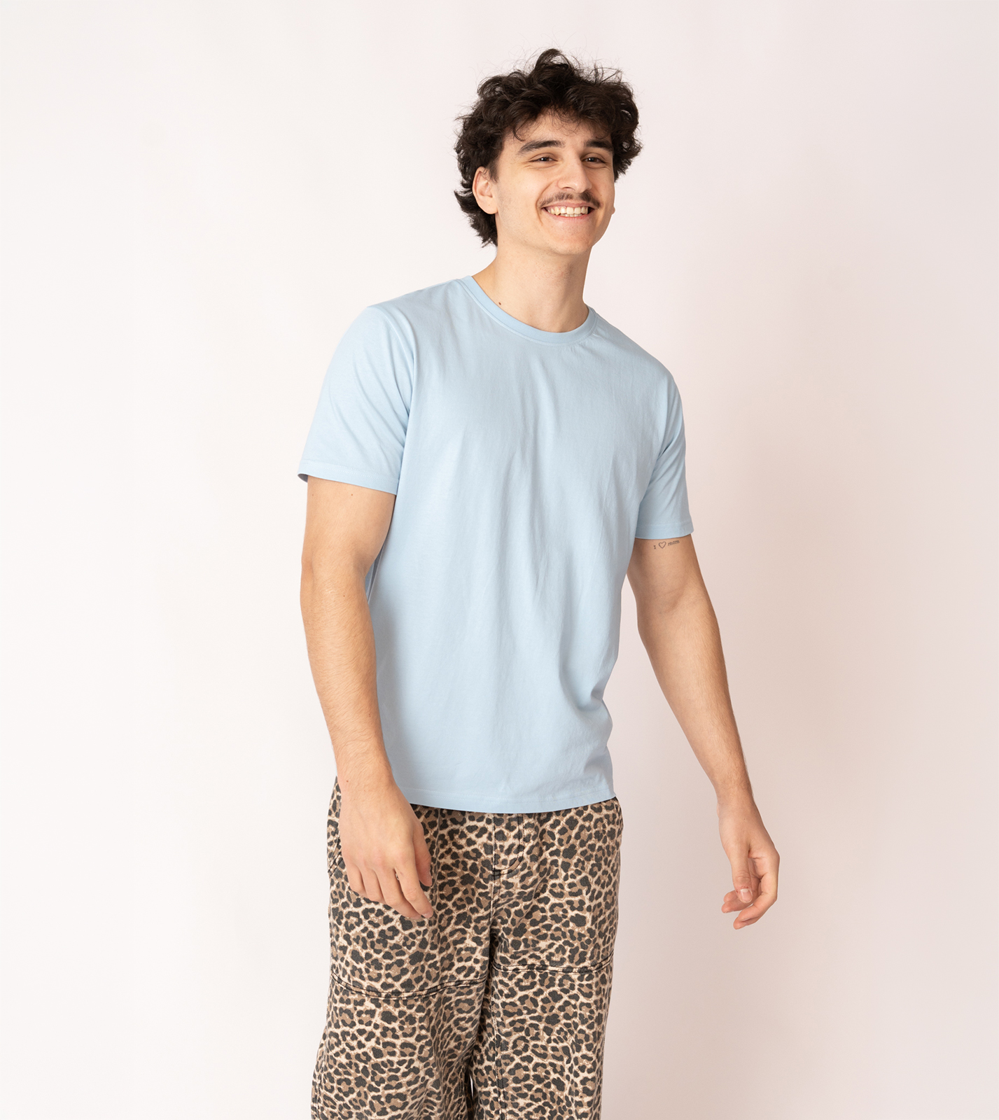 Basic Shirt pale blue - Image 8