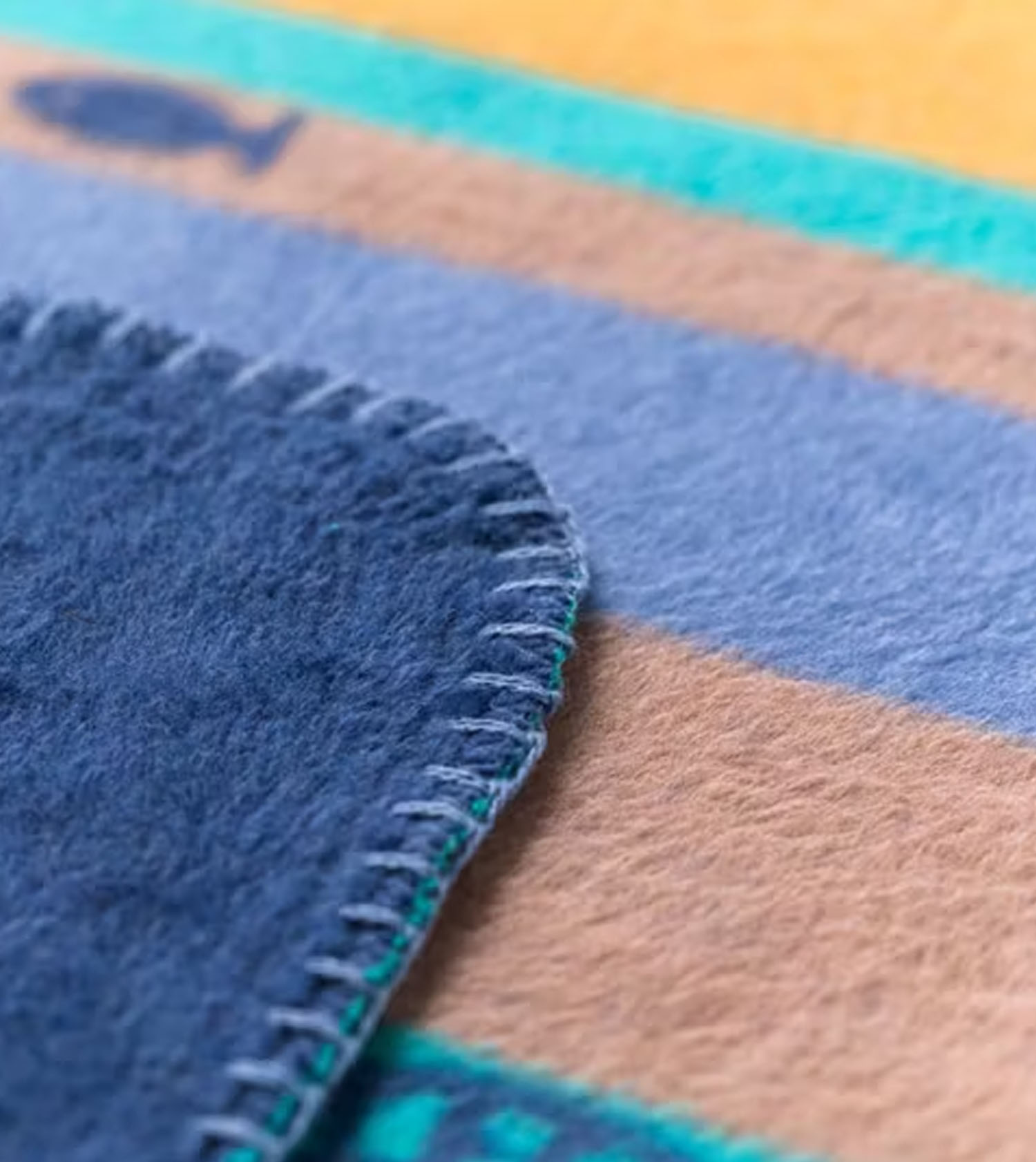 Cozy baby Blanket Velour 75 x 100 cm, Fishes navy blue - Image 2