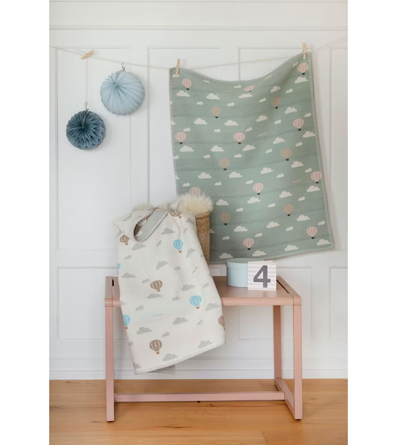 Baby and Kid's blanket 70 x 90 cm, Balloons light green - Image 2